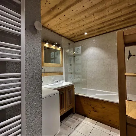 Confort 7 Pers, Pistes, Sud-ouest, Wifi, Casier A Skis, 3 Ch, 2 Sdb - Fr-1-452-384 Apartment *